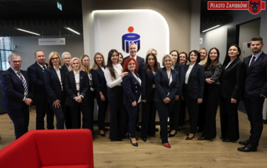 001 - Otwarcie nowej siedziby banku PKO BP  fot. J. Kurpiewska (72)