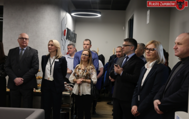 001 - Otwarcie nowej siedziby banku PKO BP  fot. J. Kurpiewska (12)