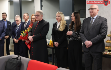 001 - Otwarcie nowej siedziby banku PKO BP  fot. J. Kurpiewska (9)