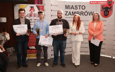 X Otwarty Turniej Szachowy o Puchar Burmistrza Miasta Zambr&oacute;w MOK 17