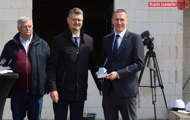 001 - symboliczne wmurowanie kamienia węgielnego ul. Magazynowa 8A 10 - 24.04.2026 r.  fot. J. Kurpiewska (170)