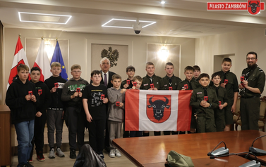 001 - Harcerze z ZHR z wizytą w urzędzie - 13.05.2026 r.  fot. J. Kurpiewska (11)