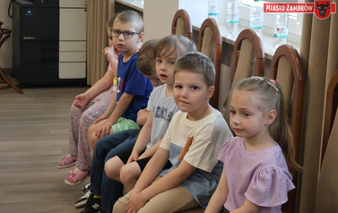 002 - Przedszkolaki z MP 1 z wizytą u Birmistrza 26.05.2026r. J. Kurpiewska (14)