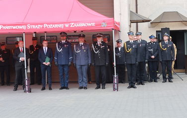 Powiatowe Obchody Dnia Strażaka w Zambrowie &mdash; Odznaczenia, Awanse i Wzruszające Chwile 15
