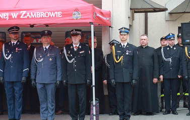 Powiatowe Obchody Dnia Strażaka w Zambrowie &mdash; Odznaczenia, Awanse i Wzruszające Chwile 51