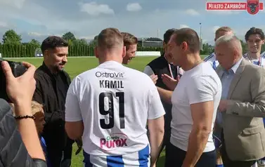 Piłkarskie Święto na Stadionie Miejskim &mdash; Olimpia Zambr&oacute;w żegna sezon z awansem do III Ligi! 30