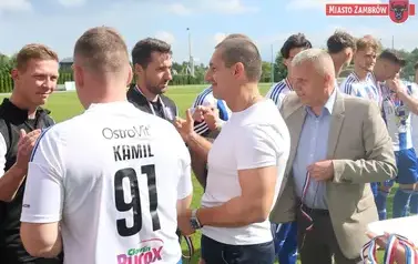 Piłkarskie Święto na Stadionie Miejskim &mdash; Olimpia Zambr&oacute;w żegna sezon z awansem do III Ligi! 34