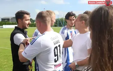 Piłkarskie Święto na Stadionie Miejskim &mdash; Olimpia Zambr&oacute;w żegna sezon z awansem do III Ligi! 36