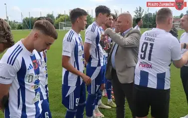 Piłkarskie Święto na Stadionie Miejskim &mdash; Olimpia Zambr&oacute;w żegna sezon z awansem do III Ligi! 52