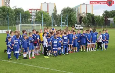 Piłkarskie Święto na Stadionie Miejskim &mdash; Olimpia Zambr&oacute;w żegna sezon z awansem do III Ligi! 71