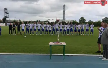 Piłkarskie Święto na Stadionie Miejskim &mdash; Olimpia Zambr&oacute;w żegna sezon z awansem do III Ligi! 72
