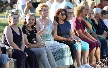 Letnia Estrada przy Szkole Podstawowej nr 3 6