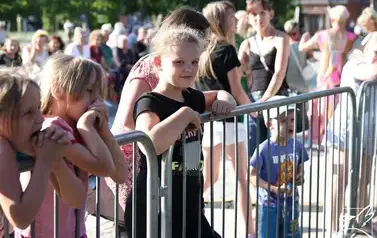 Letnia Estrada przy Szkole Podstawowej nr 3 72