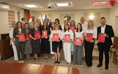 Uroczyste Wręczenie Akt&oacute;w Awansu Zawodowego Nauczycieli w Zambrowie 1