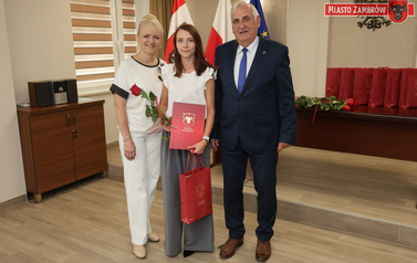 Uroczyste Wręczenie Akt&oacute;w Awansu Zawodowego Nauczycieli w Zambrowie 15