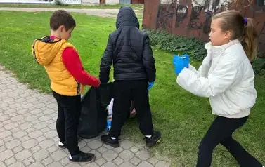 555