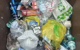 W budownictwie wielorodzinnym  mieszkańcy NIE segregują odpad&oacute;w 5