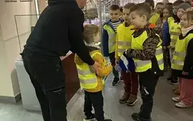Galeria aktualności Wizyta Przedszkolak&oacute;w z MP3 w Regionalnej Izbie Historycznej MOK w Zambrowie 13