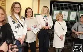 Galeria aktualności Wernisaż wystawy Anny Kochańskiej &bdquo;Poza spojrzeniem&rdquo; w Galerii Labirynt 59