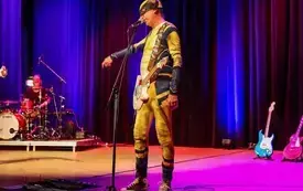 Galeria aktualności Antek Smykiewicz zaśpiewał z okazji Dnia Kobiet 9