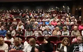Galeria aktualności Antek Smykiewicz zaśpiewał z okazji Dnia Kobiet 11