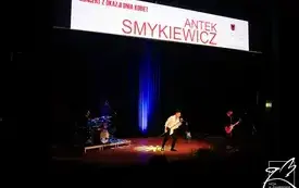 Galeria aktualności Antek Smykiewicz zaśpiewał z okazji Dnia Kobiet 31