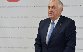 Wsparcie dla lokalnych inicjatyw: Podpisanie um&oacute;w z organizacjami pozarządowymi w Zambrowie 2