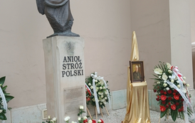 Miasto Zambr&oacute;w oddało hołd abp. J&oacute;zefowi Michalikowi &mdash; delegacja na pogrzebie w Bazylice Archikatedralnej w Przemyślu 13