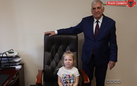 002 - Przedszkolaki z MP 1 z wizytą u Birmistrza 26.05.2026r. J. Kurpiewska (132)