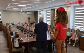 002 - Przedszkolaki z MP 1 z wizytą u Birmistrza 26.05.2026r. J. Kurpiewska (22)