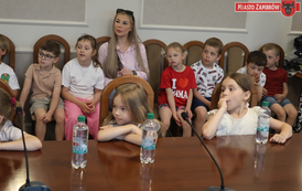 002 - Przedszkolaki z MP 1 z wizytą u Birmistrza 26.05.2026r. J. Kurpiewska (15)
