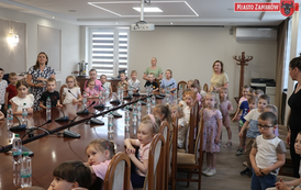 002 - Przedszkolaki z MP 1 z wizytą u Birmistrza 26.05.2026r. J. Kurpiewska (1)