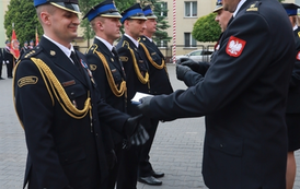 Powiatowe Obchody Dnia Strażaka w Zambrowie &mdash; Odznaczenia, Awanse i Wzruszające Chwile 45