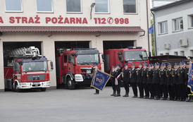 Powiatowe Obchody Dnia Strażaka w Zambrowie &mdash; Odznaczenia, Awanse i Wzruszające Chwile 79