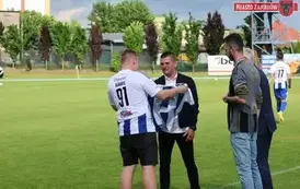 Piłkarskie Święto na Stadionie Miejskim &mdash; Olimpia Zambr&oacute;w żegna sezon z awansem do III Ligi! 13