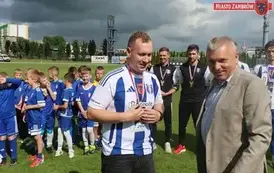 Piłkarskie Święto na Stadionie Miejskim &mdash; Olimpia Zambr&oacute;w żegna sezon z awansem do III Ligi! 27