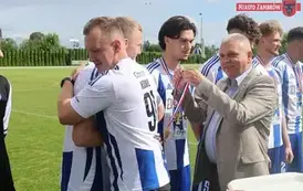 Piłkarskie Święto na Stadionie Miejskim &mdash; Olimpia Zambr&oacute;w żegna sezon z awansem do III Ligi! 39