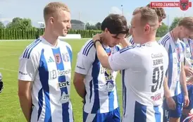 Piłkarskie Święto na Stadionie Miejskim &mdash; Olimpia Zambr&oacute;w żegna sezon z awansem do III Ligi! 40