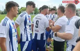 Piłkarskie Święto na Stadionie Miejskim &mdash; Olimpia Zambr&oacute;w żegna sezon z awansem do III Ligi! 56