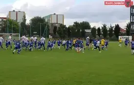 Piłkarskie Święto na Stadionie Miejskim &mdash; Olimpia Zambr&oacute;w żegna sezon z awansem do III Ligi! 75