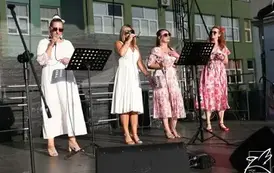 Letnia Estrada przy Szkole Podstawowej nr 3 53
