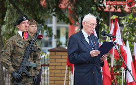 Bitwa o Zambr&oacute;w J. Kurpiewska (115)
