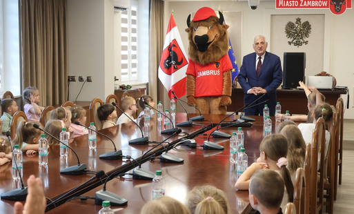 Przedszkolaki z Miejskiego Przedszkola nr 1 z wizytą u Burmistrza Miasta Zambrów