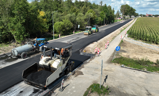 Zdjęcie do Uwaga od poniedziałku sygnalizacja świetlna na drodze krajowej nr 63 w rejonie Rodzinnych Ogrod&oacute;w Działkowych 