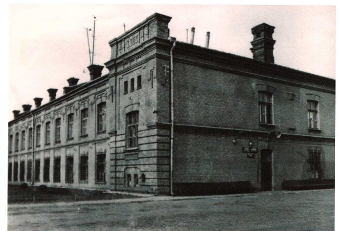 Budynek Technikum Włókienniczego i Zasadniczej Szkoły Włókienniczej lata 60