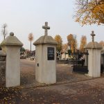 Brama cmentarza
