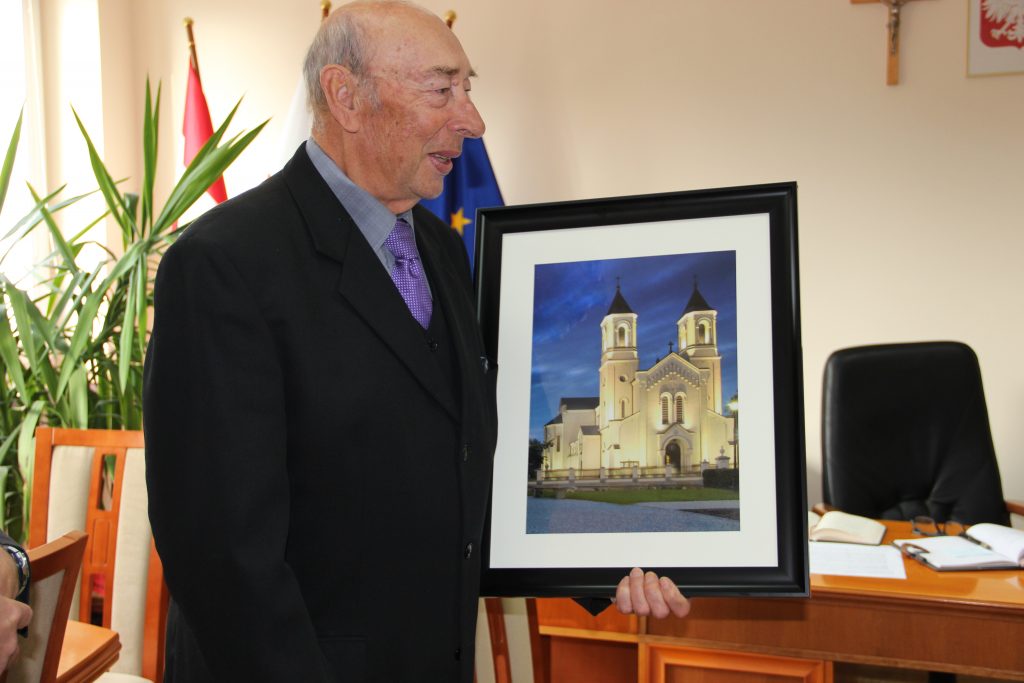 Burmistrz podziękował Janowi Puchalskiemu za lata pracy w Zambrowie