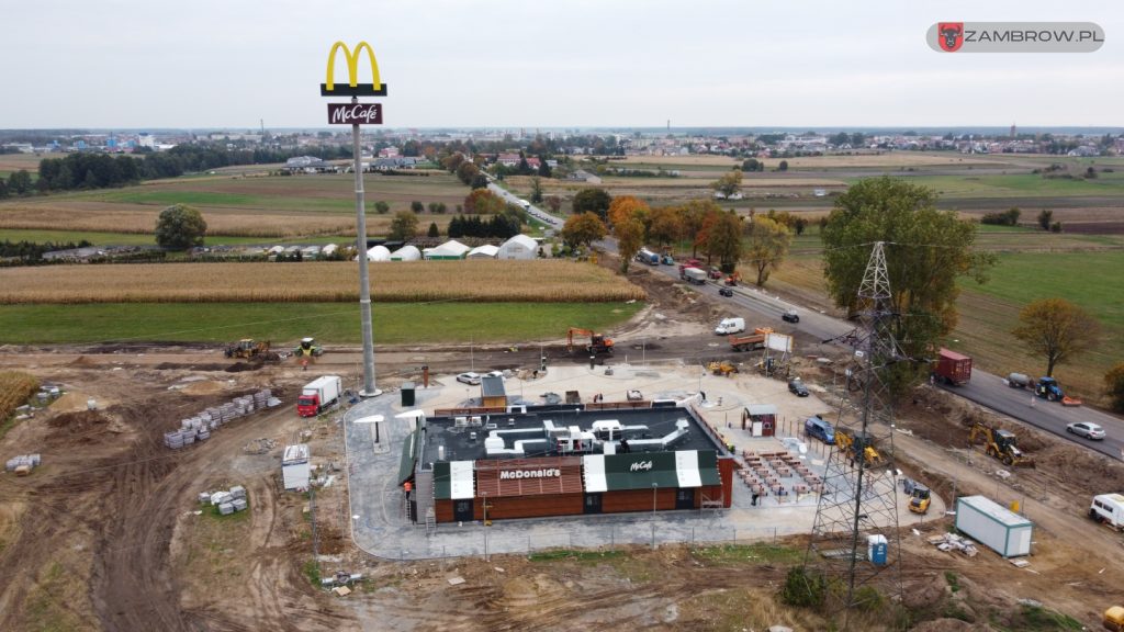 McDonald's w trakcie budowy przy ul. Ostrowskiej fot. M. Maciejewski
