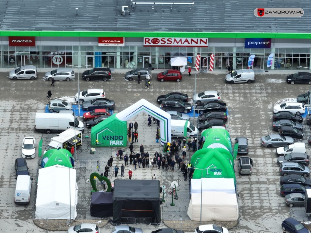 Nowy park handlowy przy ulicy Białostockiej już otwarty 09.03.2023r. fot. M.Maciejewski