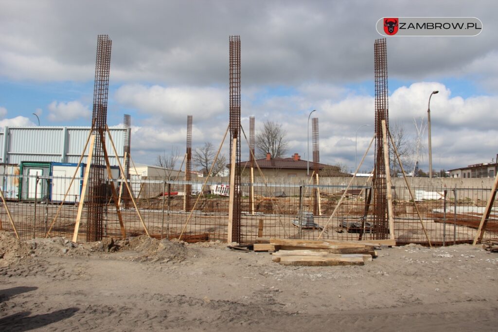 Trwa budowa nowej instalacji spalania biomasy w ZCiW w Zambrowie 13.04.2023r. fot. J. Włodkowska - Kurpiewska